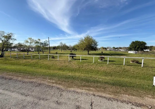 Photo 2 of Sale Pending at 64 County Rd 48614, Dayton, TX 77535 | MLS# 45712862 | Listing updated on 2026-10-15