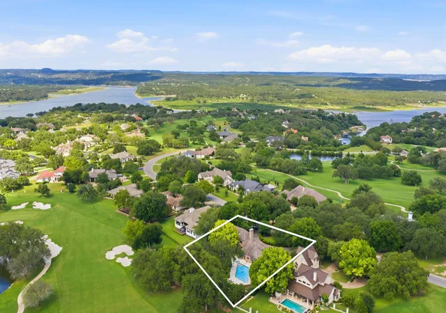 Photo 1 of Single family home for sale at 27030 Masters Pkwy, Spicewood, TX 78669 | MLS# 78032706 | Listing updated on 2026-09-01