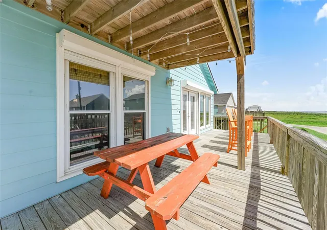 2nd image of 4826 Bluewater Dr, Freeport, TX 77541 | MLS# 58428416