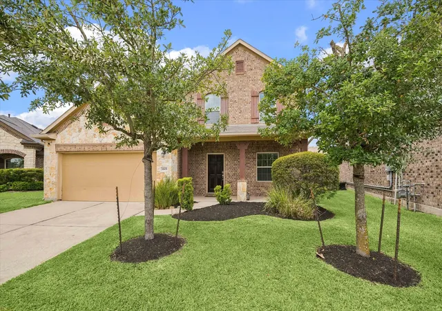 Photo 3 of Single family home for sale at 3805 Enchanted Timbers Ln, Spring, TX 77386 | MLS# 22829299 | Listing updated on 2026-08-26