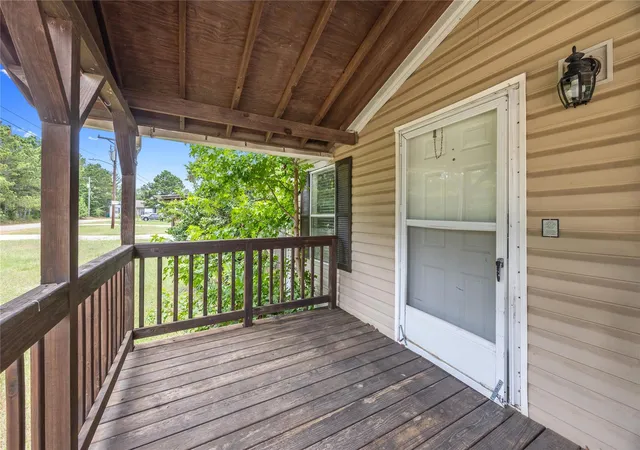 Photo 3 of Single family home for sale at 9642 Live Oak Trl, Willis, TX 77318 | MLS# 20792455 | Listing updated on 2026-09-19