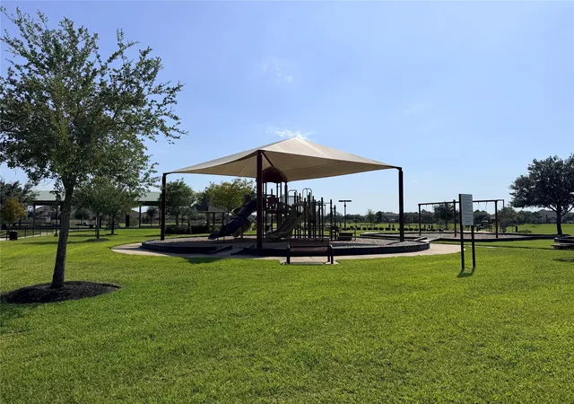 Photo 39 of Single family home for sale at 2214 Sterling Oaks Dr, Rosharon, TX 77583 | MLS# 50939081 | Listing updated on 2026-09-14
