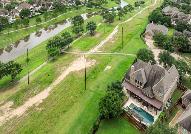 3rd image of 28002 Nobbe Hollow Dr, Katy, TX 77494 | MLS# 73348183