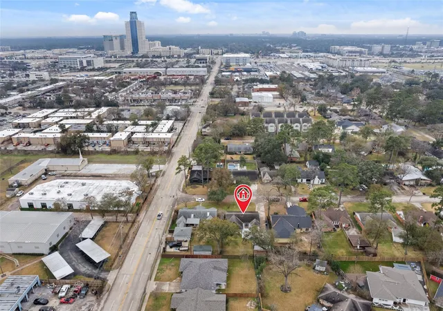 36th image of 10206 Oakpoint Dr, Houston, TX 77043 | MLS# 89151282