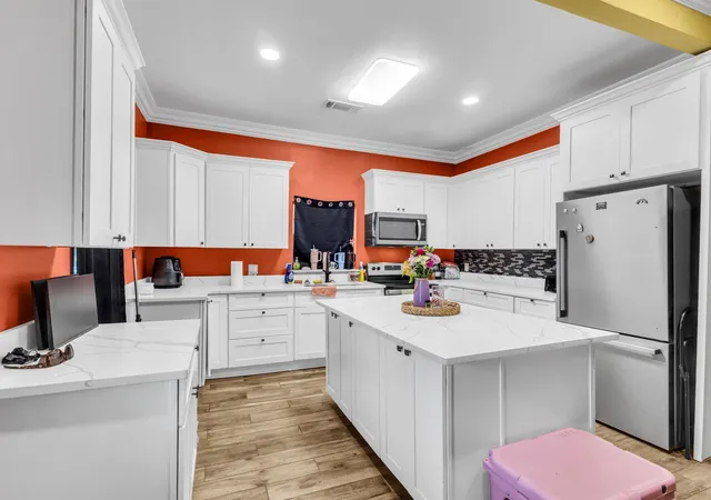 1st image of 341 12th St, Port Arthur, TX 77640 | MLS# 48931534