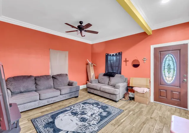 4th image of 341 12Th St, Port Arthur, TX 77640 | MLS# 48931534