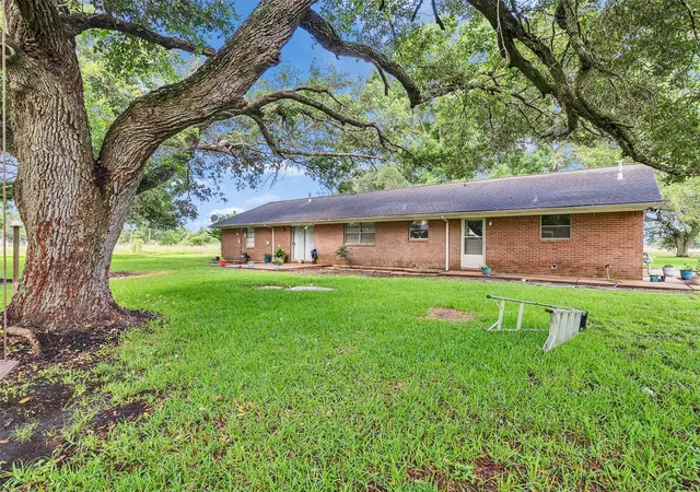 14th image of 2453 Roy Rd, Pearland, TX 77581 | MLS# 31879515