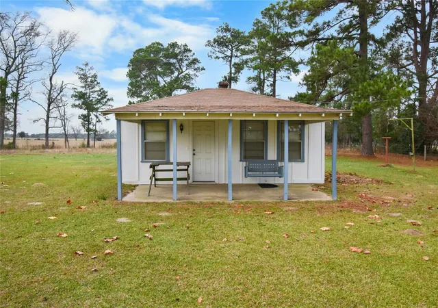 Homes for sale in Grapeland, TX | 7530 Fm 227 W, Grapeland, TX 75844 | MLS# 98423607