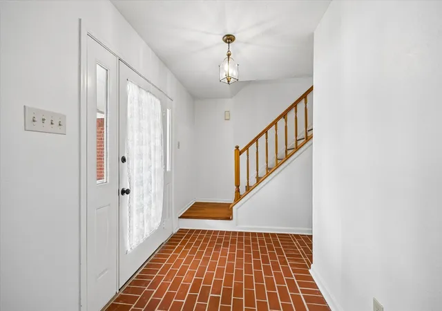 Photo 4 of Single family home for sale at 2508 Sawyer Dr, Seabrook, TX 77586 | MLS# 9878604 | Listing updated on 2026-09-12
