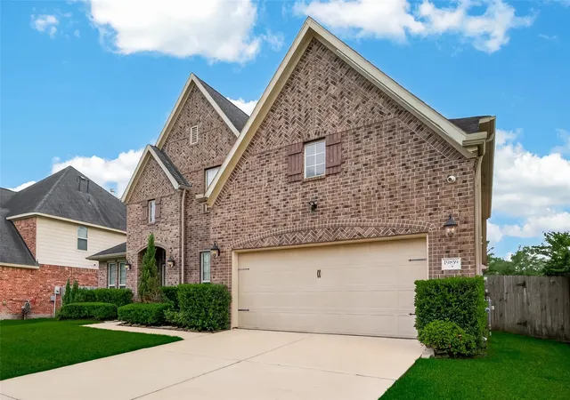 Photo 4 of Single family home for sale at 19859 Sonterra Ln, Richmond, TX 77407 | MLS# 80315190 | Listing updated on 2026-08-22