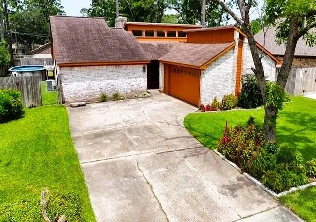 Photo 2 of Sale Pending at 7307 Ironwood Ln N, Baytown, TX 77521 | MLS# 10814569 | Listing updated on 2026-09-19