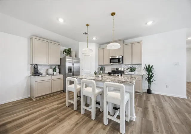 Photo 3 of Sale Pending at 5122 Greengrass Willow Way, Houston, TX 77048 | MLS# 70309507 | Listing updated on 2026-08-28