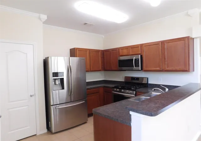 Photo 3 of Single family home for sale at 14422 Brunswick Pl Dr, Houston, TX 77047 | MLS# 36188829 | Listing updated on 2026-07-14