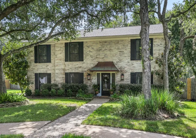 image of 16535 Laurelfield Dr, Houston, TX 77059 | MLS# 46318586
