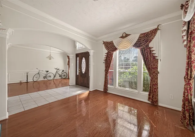Photo 4 of Single family home for sale at 13918 Whispertrail Ct, Houston, TX 77014 | MLS# 38917732 | Listing updated on 2026-04-13