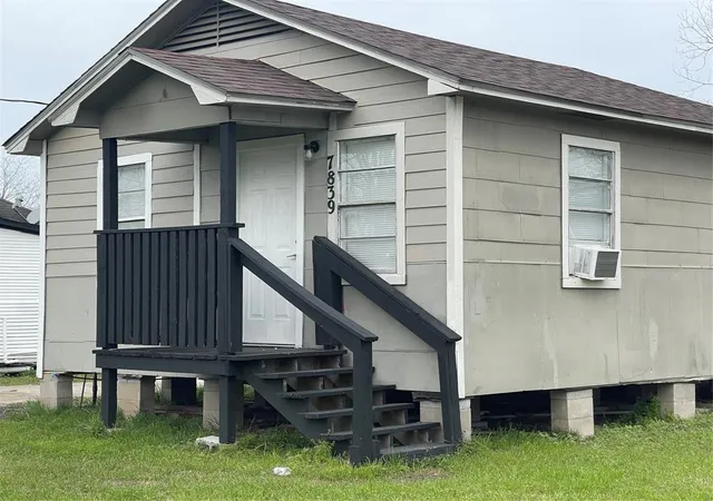 2nd image of 7839 Sparta St, Houston, TX 77028 | MLS# 68570675