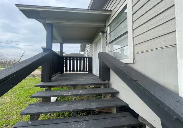 3rd image of 7839 Sparta St, Houston, TX 77028 | MLS# 68570675
