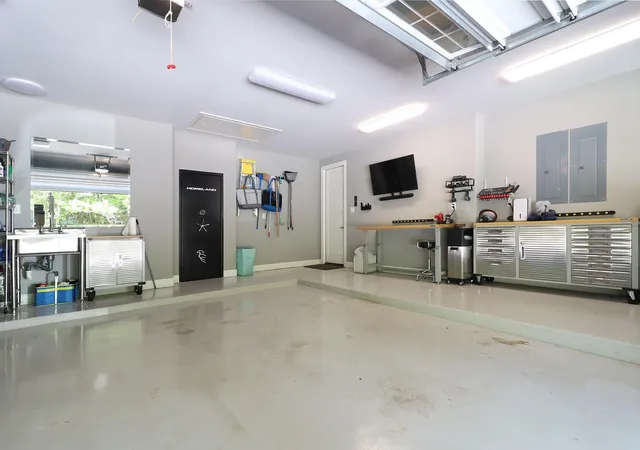 Photo 48 of Single family home for sale at 121 Red Hawk Rd, Huntsville, TX 77340 | MLS# 70467034 | Listing updated on 2026-09-10