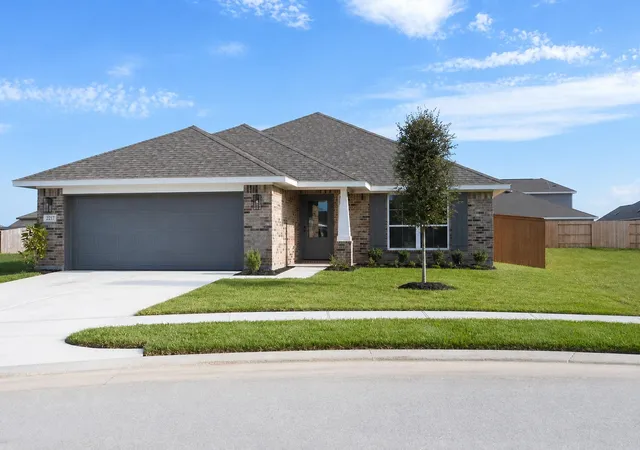 Photo 1 of Single family home for sale at 2217 S Post Oak Cir S, Dayton, TX 77535 | MLS# 64564104 | Listing updated on 2026-09-28