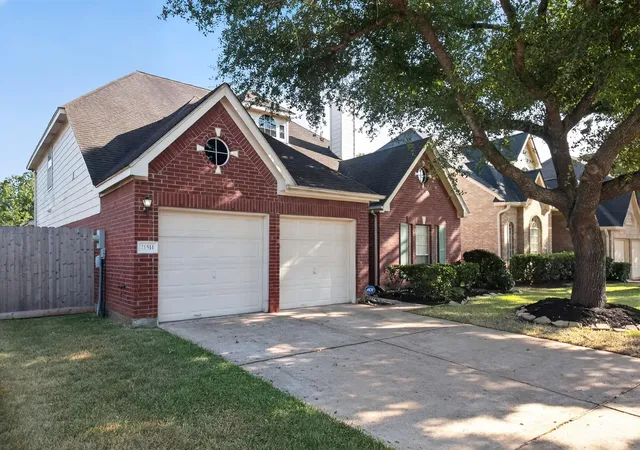 Photo 3 of Single family home for sale at 21511 San Marino Dr, Katy, TX 77450 | MLS# 84013406 | Listing updated on 2026-08-25