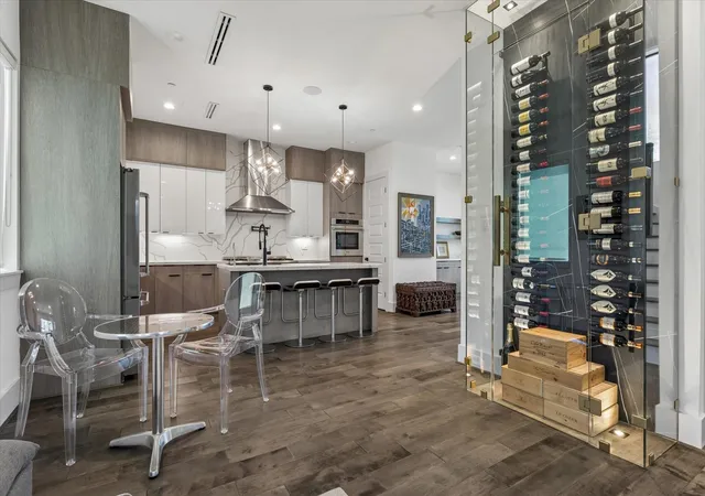1st image of 2435 Sheridan St, Houston, TX 77030 | MLS# 41942302