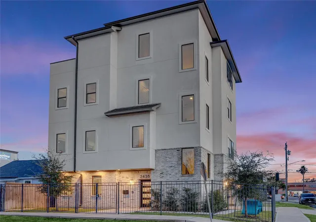 2nd image of 2435 Sheridan St, Houston, TX 77030 | MLS# 41942302