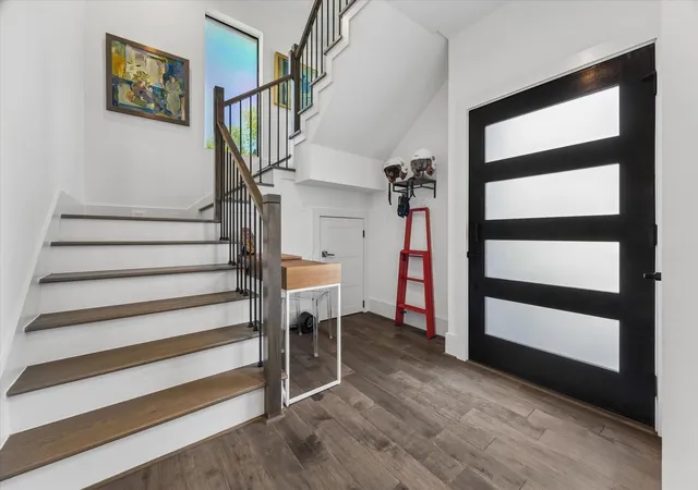 3rd image of 2435 Sheridan St, Houston, TX 77030 | MLS# 41942302