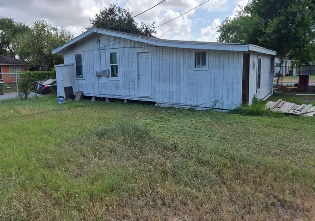 Homes for sale in Brownsville, TX | 1800 Victoria Dr, Brownsville, TX 78521 | MLS# 16294828