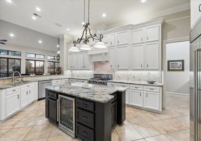 Photo 3 of Single family home for sale at 6810 Anthonia Ln, Richmond, TX 77406 | MLS# 10425734 | Listing updated on 2026-09-02