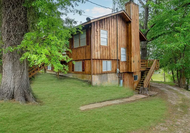 2nd image of 7 Lake Dr, Huntsville, TX 77320 | MLS# 29106723