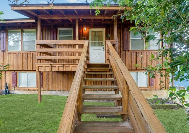 3rd image of 7 Lake Dr, Huntsville, TX 77320 | MLS# 29106723