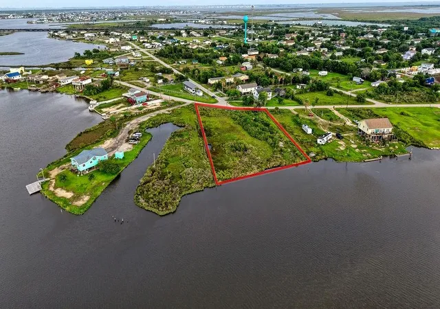 Photo 3 of Land for sale at 4808 Bayou Ln, Hitchcock, TX 77563 | MLS# 32473974 | Listing updated on 2026-06-25