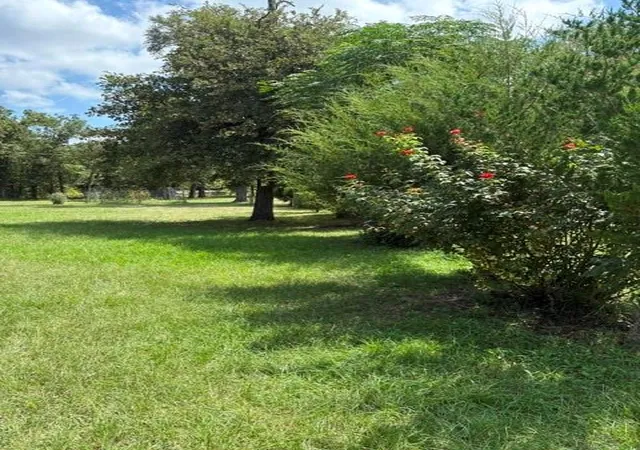 Photo 3 of Single family home for sale at 25660 Cemetery Rd, Bedias, TX 77831 | MLS# 49249088 | Listing updated on 2026-08-29