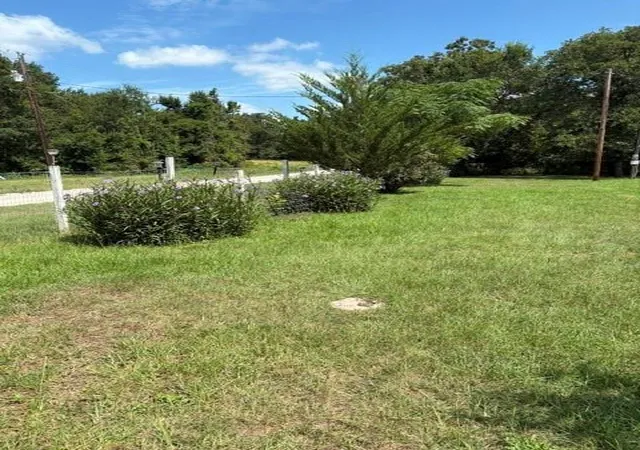 Photo 4 of Single family home for sale at 25660 Cemetery Rd, Bedias, TX 77831 | MLS# 49249088 | Listing updated on 2026-08-29