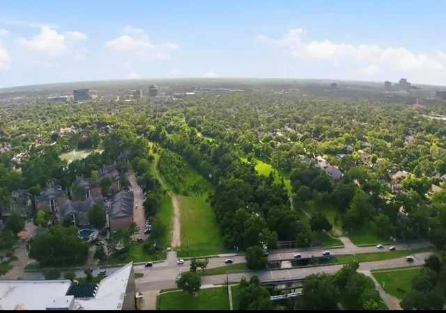 45th image of 12523 Honeywood Trail, Houston, TX 77077 | MLS# 53675655