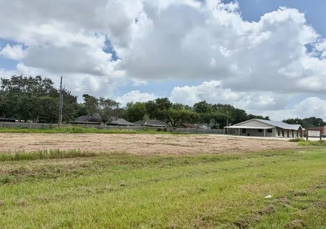 Photo 1 of Land for sale at 0 W Loop, El Campo, TX 77437 | MLS# 72946883 | Listing updated on 2026-07-28