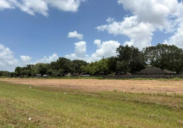 Photo 4 of Land for sale at 0 W Loop, El Campo, TX 77437 | MLS# 72946883 | Listing updated on 2026-07-28