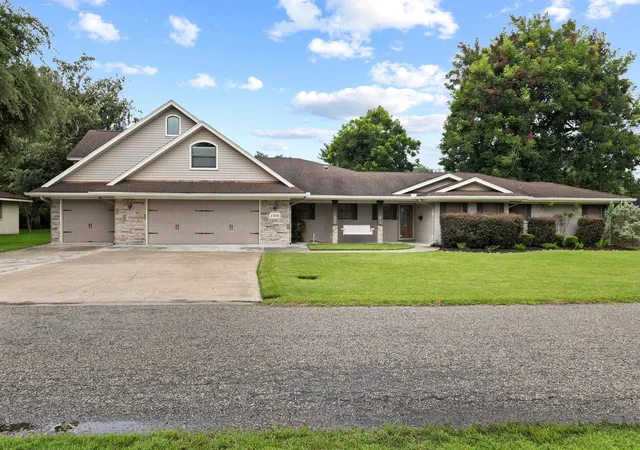 1st image of 1308 Boyd Ave, Port Neches, TX 77651 | MLS# 39100570