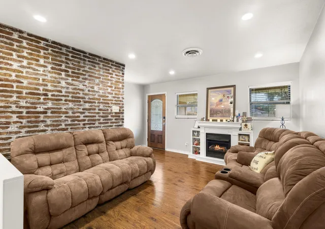Photo 3 of Single family home for sale at 1308 Boyd Ave, Port Neches, TX 77651 | MLS# 39100570 | Listing updated on 2026-07-29