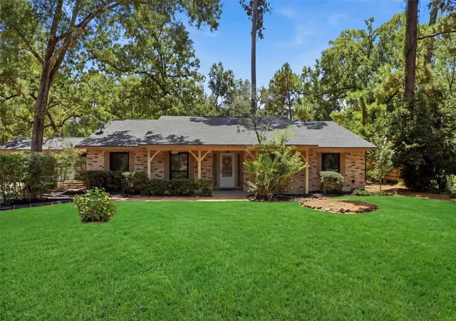 Photo 3 of Sale Pending at 1327 Castle Hl Trl, Kingwood, TX 77339 | MLS# 83131009 | Listing updated on 2026-09-09