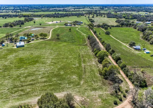 Homes for sale in Round Top, TX | 11646 Schuster Rd, Round Top, TX 78954 | MLS# 79195141