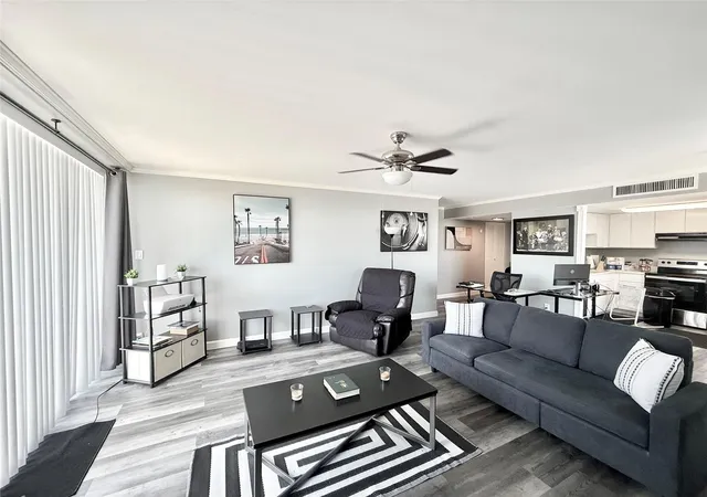 Photo 2 of Condo for sale at 2016 Main St #902, Houston, TX 77002 | MLS# 46759708 | Listing updated on 2026-08-07