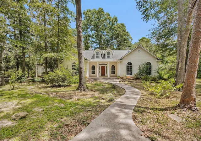 Photo 1 of Single family home for sale at 10331 Iron Ore Rd, Conroe, TX 77303 | MLS# 18183640 | Listing updated on 2026-08-28