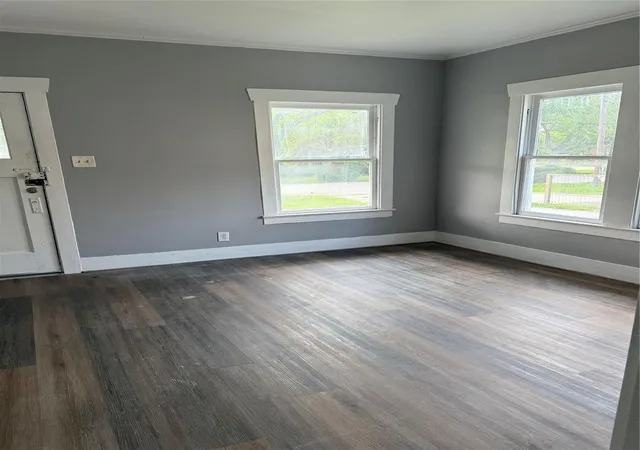 Photo 3 of Multi family home for sale at 1321 Beverly St, Houston, TX 77008 | MLS# 41322560 | Listing updated on 2026-08-18