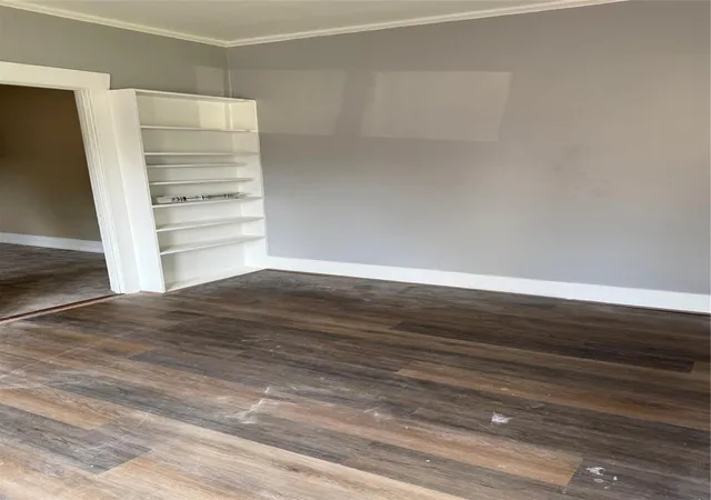 Listing Photo 4 - Condo for sale in building located at 1321 Beverly St, Houston, TX 77008