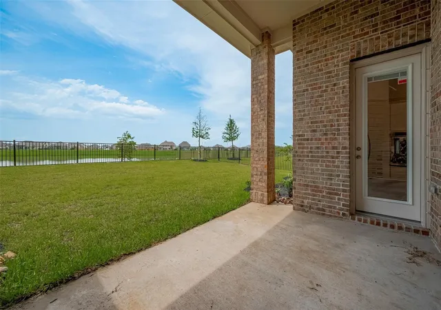 Photo 3 of Single family home for sale at 2907 Golden Isle Dr, Texas City, TX 77568 | MLS# 85817675 | Listing updated on 2026-08-25