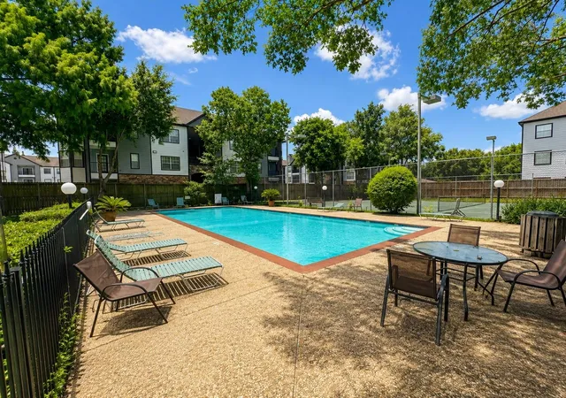 2nd image of 10811 Richmond Ave, Houston, TX 77042