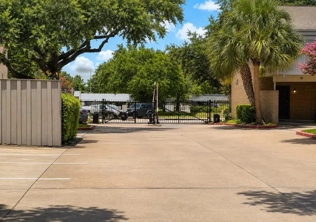 21st image of 10811 Richmond Ave #30, Houston, TX 77042 | MLS# 4848320