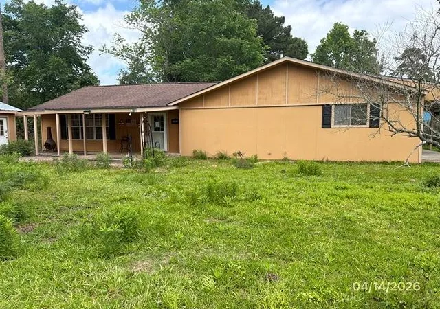 Photo 2 of Single family home for sale at 1301 Minglewood Rd, Liberty, TX 77575 | MLS# 38936002 | Listing updated on 2026-10-08