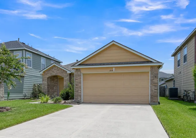 Homes for sale in Humble, TX | 2219 Cold River Dr, Humble, TX 77396 | MLS# 57674163